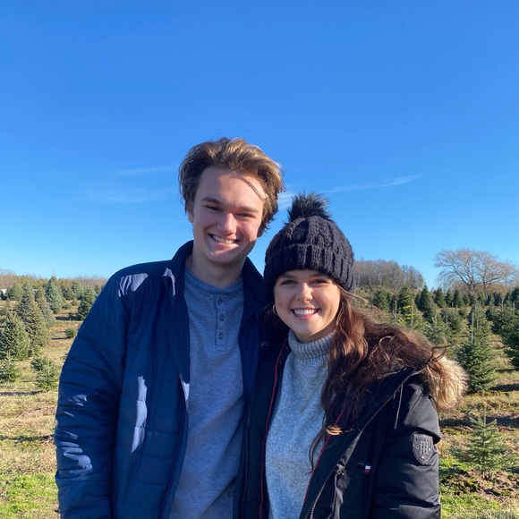 Meet your Posher, Michaela - Picture 1 of 1